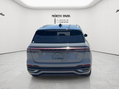 New 2026 Lincoln Nautilus Reserve AWD/4WD image 4