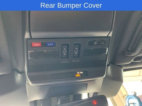 New 2026 Subaru Outback Limited image 9