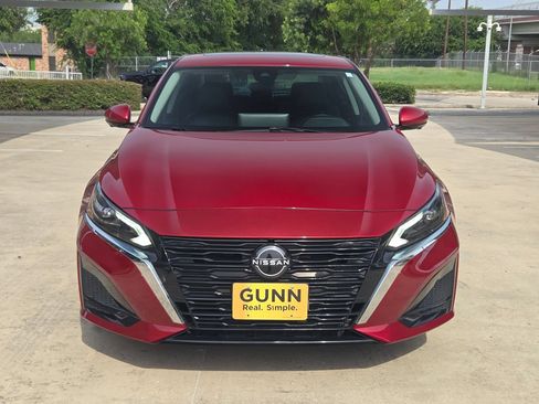 Used 2023 Nissan Altima 2.5 SL AWD/4WD image 8