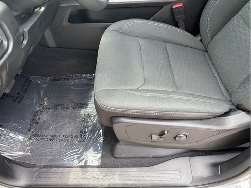 Used 2025 RAM 1500 Big Horn RWD image 24