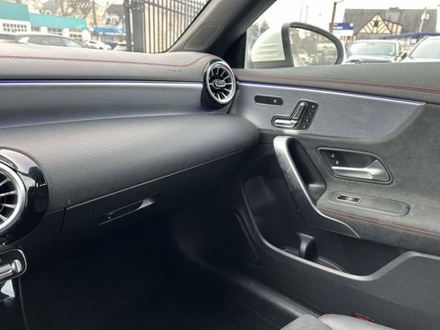 Used 2022 Mercedes-Benz CLA 250 4MATIC image 28