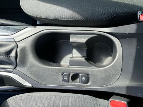 Used 2023 Toyota Corolla LE FWD image 18