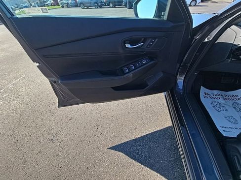 Used 2025 Honda Accord Touring image 12