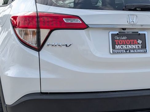 Used 2022 Honda HR-V EX image 8