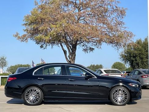Used 2025 Mercedes-Benz C 300 Sedan image 3