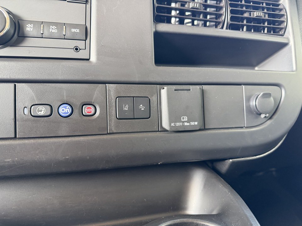 Used 2024 Chevrolet Express 3500 LT w/ LT Preferred Equipment Group RWD image 17