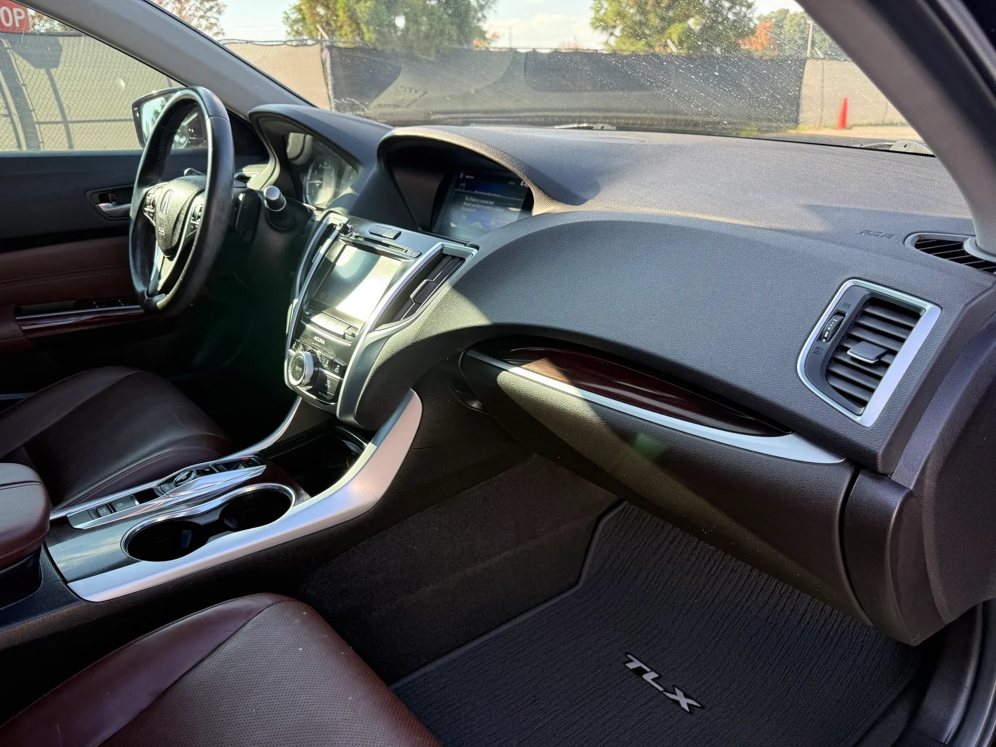 Used 2016 Acura TLX w/ Technology Package FWD image 19