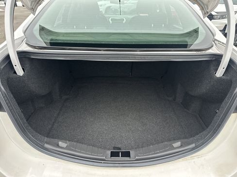 Used 2016 Ford Fusion SE image 11