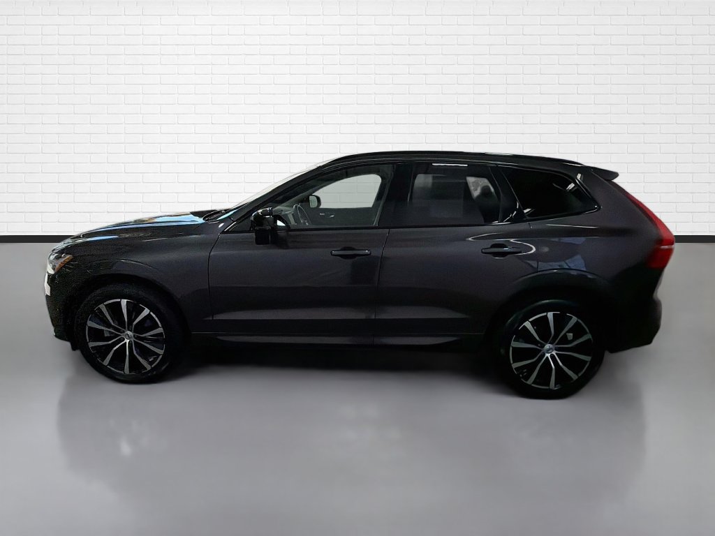 Used 2025 Volvo XC60 B5 Plus AWD/4WD image 6