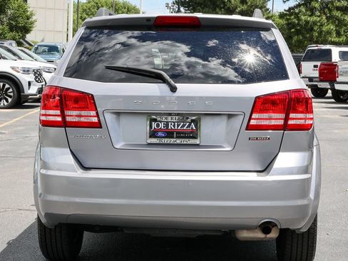 Used 2018 Dodge Journey SE FWD image 25