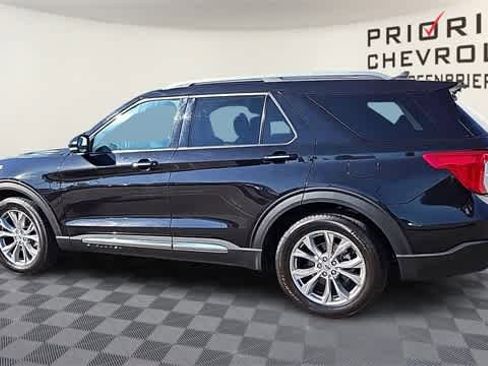 Used 2023 Ford Explorer Limited w/ Equipment Group 301A image 6