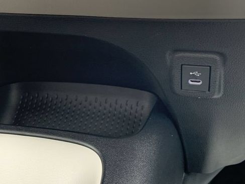 Used 2026 Toyota Corolla LE FWD image 29