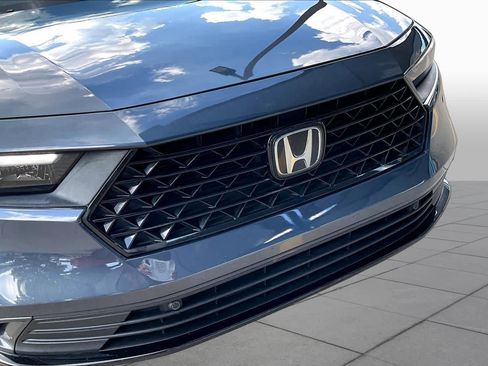 Used 2024 Honda Accord EX-L image 30
