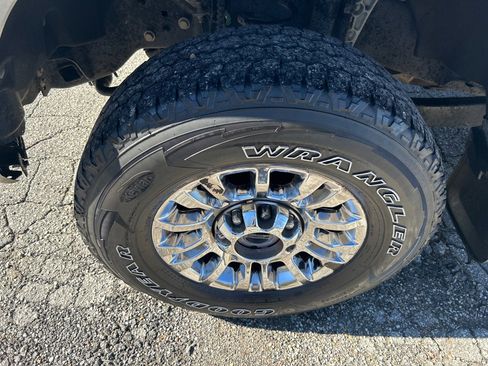 Used 2020 Ford F250 XLT w/ XLT Premium Package image 29