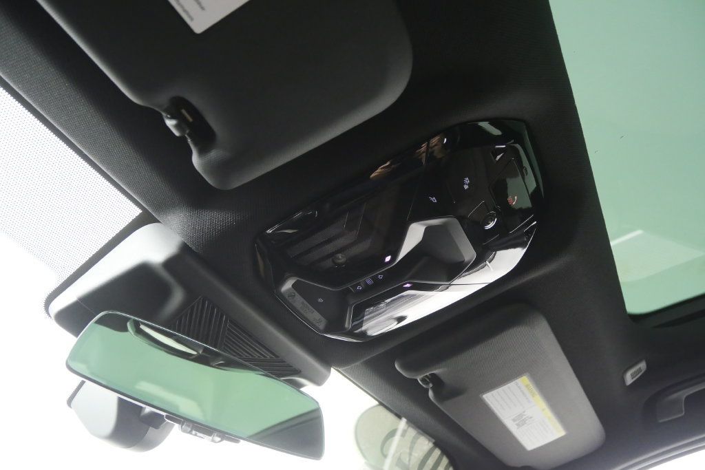 Used 2025 BMW X3 xDrive30i AWD/4WD image 22