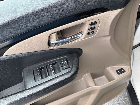 Used 2017 Honda Pilot Touring image 35