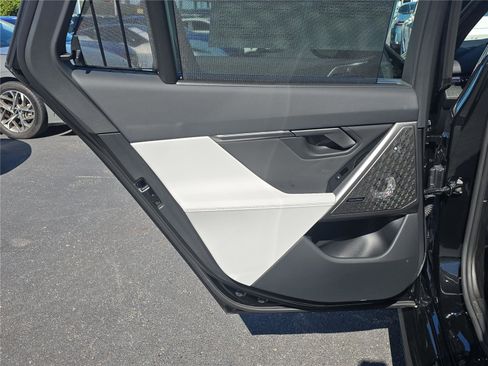 Used 2026 BMW M5 Touring image 10