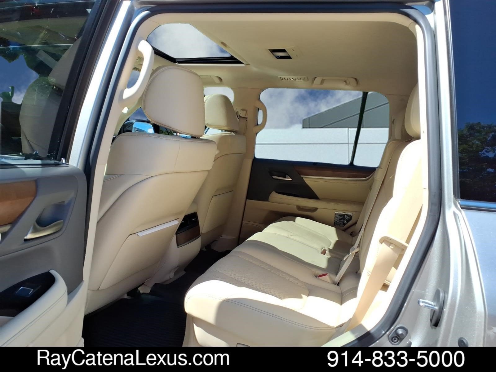 Certified 2021 Lexus LX 570 4WD w/ Luxury Package image 17