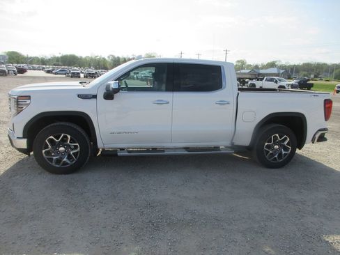 New 2026 GMC Sierra 1500 SLT w/ SLT Premium Package AWD/4WD image 10