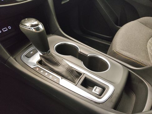 Used 2021 Chevrolet Equinox LT image 26