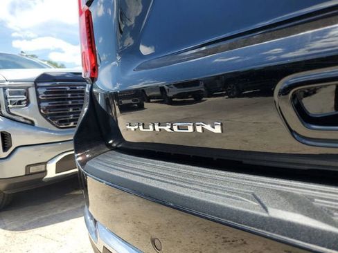 New 2026 GMC Yukon Denali w/ Denali Reserve Package AWD/4WD image 8