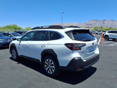 Used 2025 Subaru Outback Premium w/ Popular Package #1A image 19