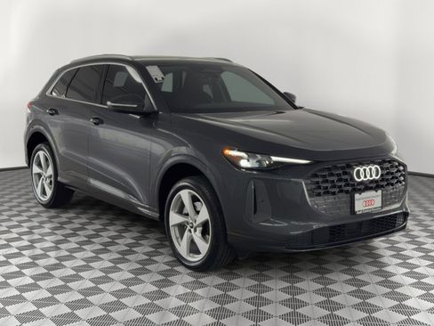 New 2026 Audi Q5 Premium Plus image 7