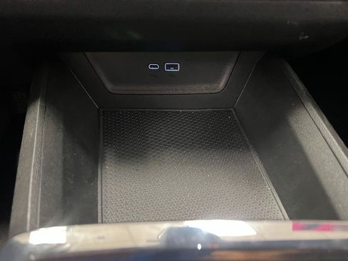 Used 2026 Chevrolet Equinox RS w/ Convenience Package III FWD image 48