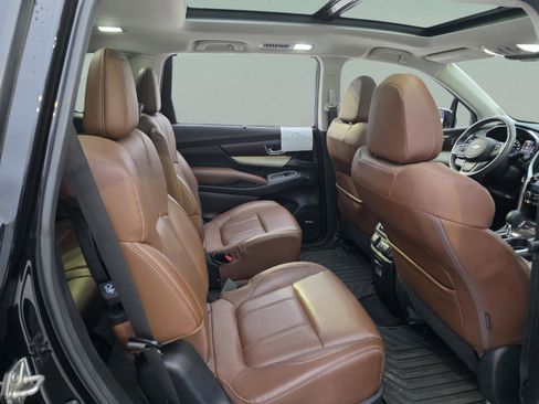 Used 2020 Subaru Ascent Touring w/ Popular Package #2A image 21