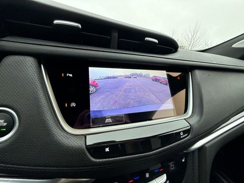 Used 2025 Cadillac XT5 Premium Luxury image 21