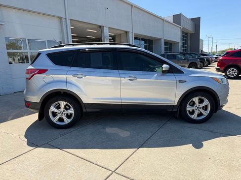 Used 2014 Ford Escape SE w/ Equipment Group 201A FWD image 4