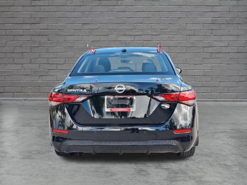Used 2025 Nissan Sentra SV FWD image 11
