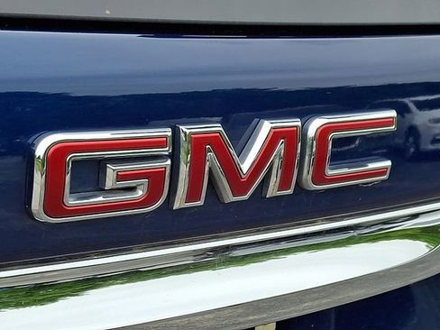 Used 2022 GMC Terrain SLE w/ Driver Convenience Package AWD/4WD image 30