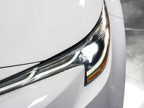 Certified 2021 Toyota Corolla LE FWD image 7