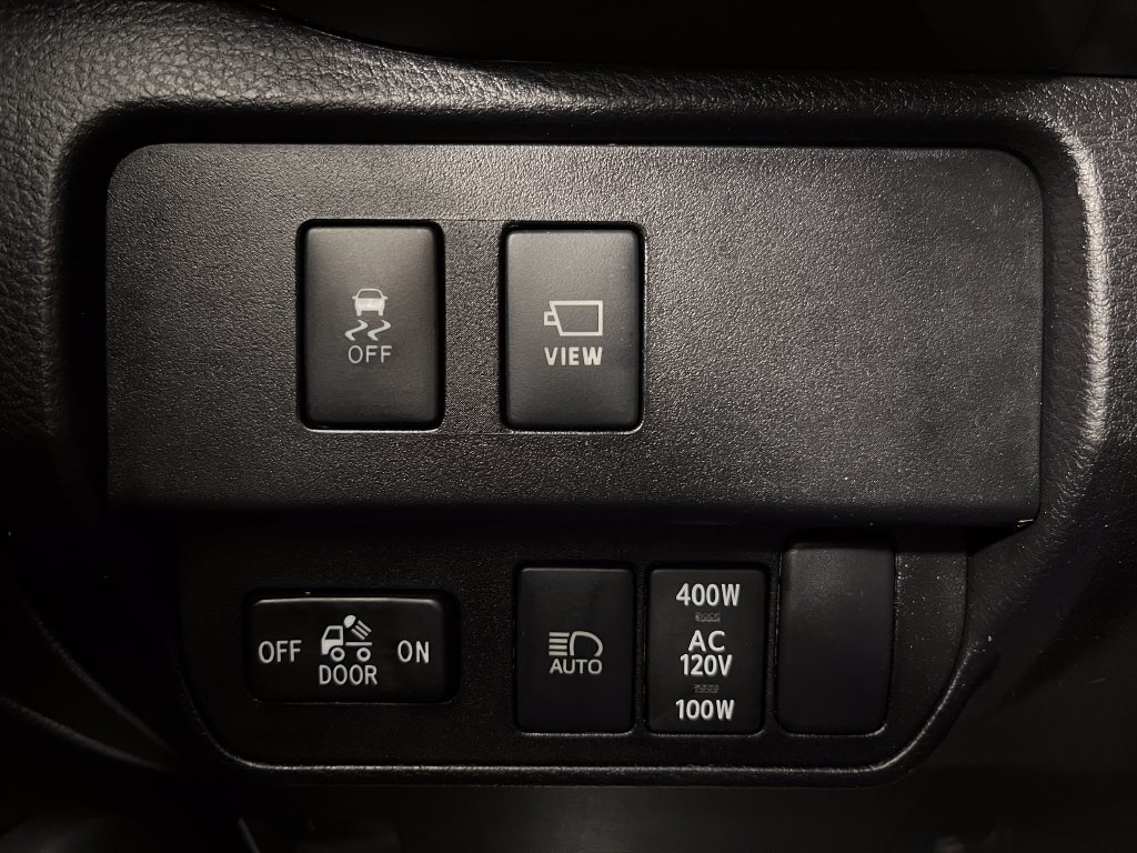 Used 2023 Toyota Tacoma TRD Sport w/ Advanced Technology Package AWD/4WD image 3