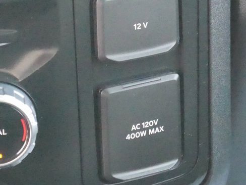 Used 2023 Ford F250 Lariat image 47