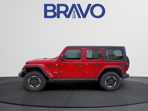 Used 2020 Jeep Wrangler Unlimited Sahara AWD/4WD image 9