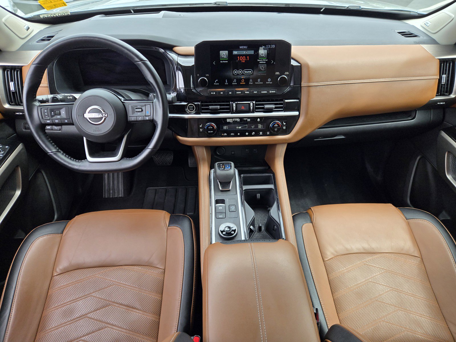 Used 2022 Nissan Pathfinder Platinum w/ Cargo Package AWD/4WD image 16