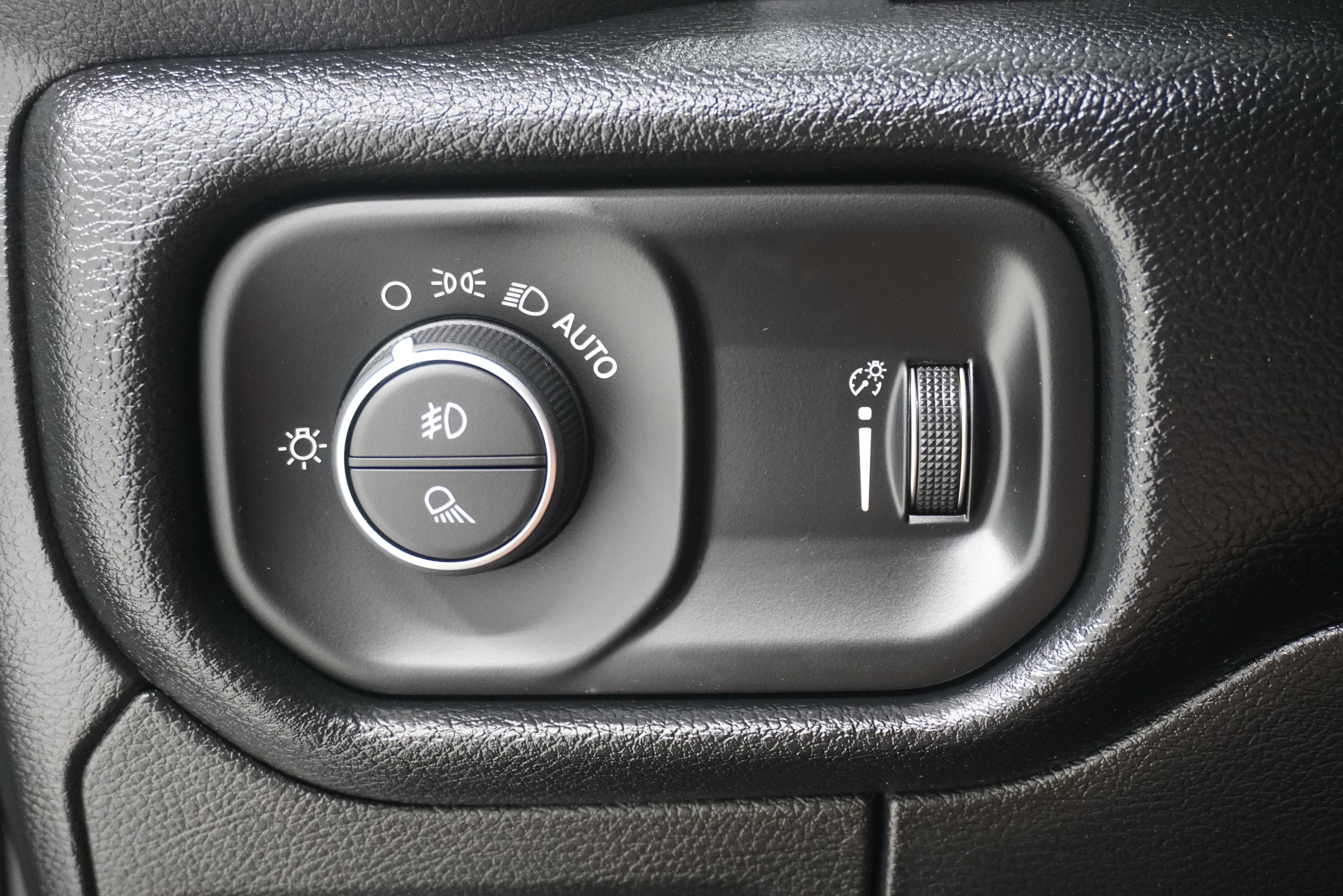 Used 2021 RAM 1500 Lone Star AWD/4WD image 26