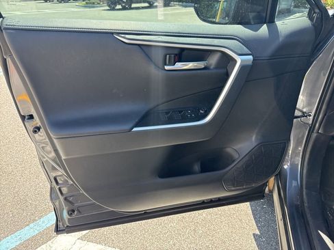 Used 2025 Toyota RAV4 XSE w/ Weather Package image 15