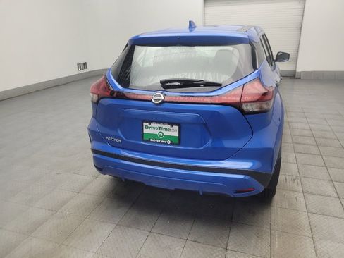 Used 2021 Nissan Kicks S FWD image 7