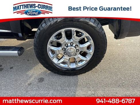 Used 2017 RAM 3500 Laramie Longhorn image 16