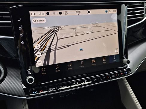 New 2026 Jeep Grand Wagoneer Summit image 22