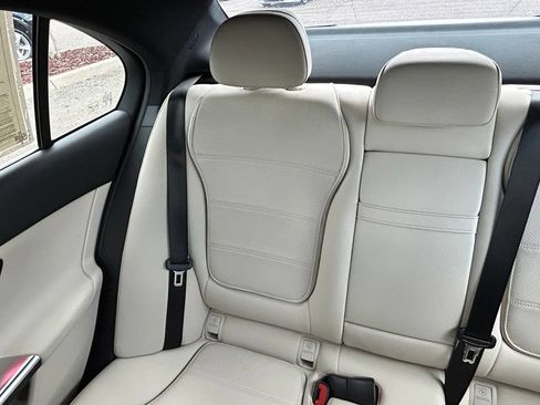 Used 2024 Mercedes-Benz C 300 Sedan image 12