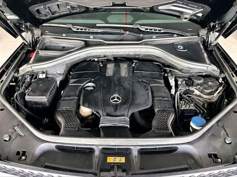Used 2017 Mercedes-Benz GLS 450 4MATIC image 11