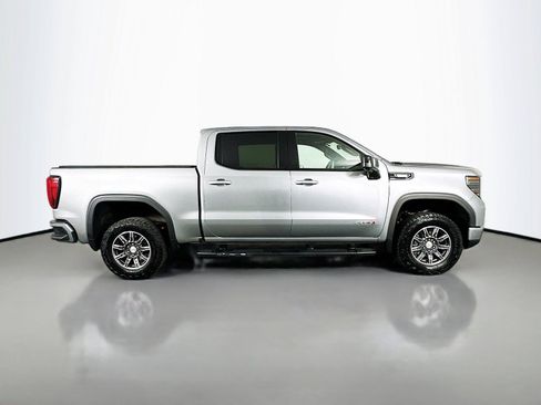 Used 2024 GMC Sierra 1500 AT4 w/ Technology Package AWD/4WD image 18