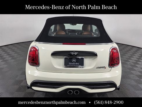 Used 2022 MINI Cooper S image 6