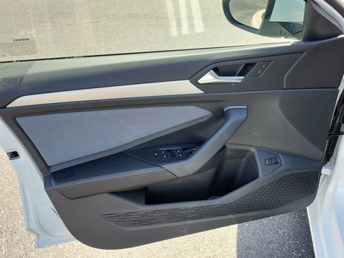 New 2026 Volkswagen Jetta SE image 12