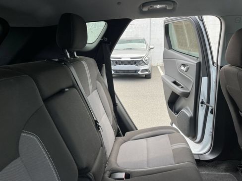 Used 2026 Chevrolet Blazer LT AWD/4WD image 38