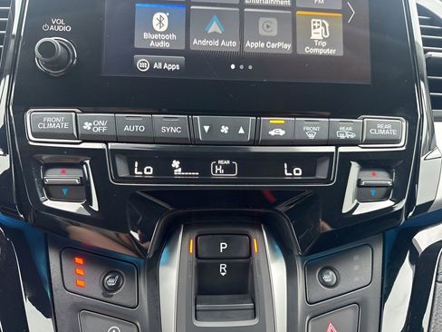 Used 2023 Honda Odyssey Touring image 21
